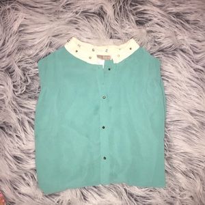 DRESSY STUDDED SLEEVELESS TOP